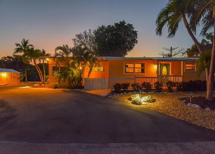 Marathon Vacation Home With Pool, Hot Tub & Movie Theater
