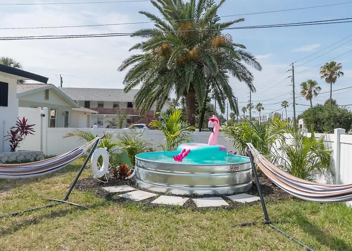 9 Beds Beach Gameroom Cowboy Pool Mini Golf