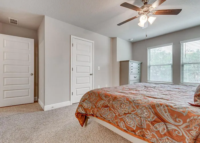 Pensacola Vacation Rental W/ Community Pool!