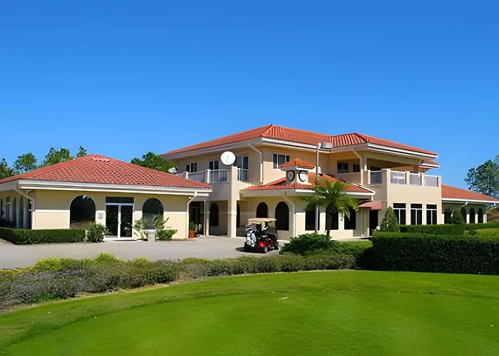 Quiet House With Pool On A Top Golf Course