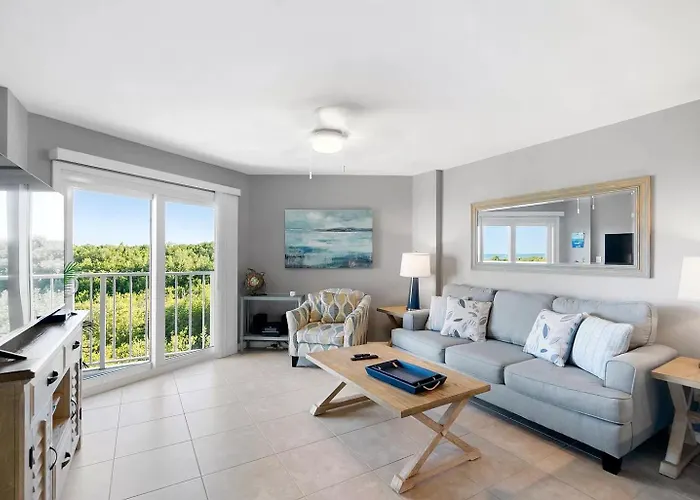 Tropical Getaway W/Private Beach 1 Bd Condo