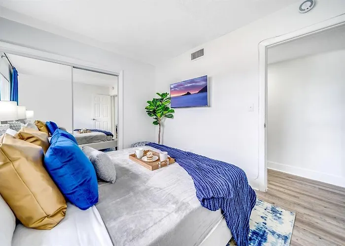 Adorable Condo In Peaceful Area - Palm Wave Says
