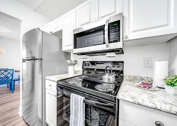 Water Front Condo - First Floor - Palm Wave Says