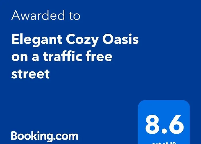 Elegant Cozy Oasis On A Traffic Free Street