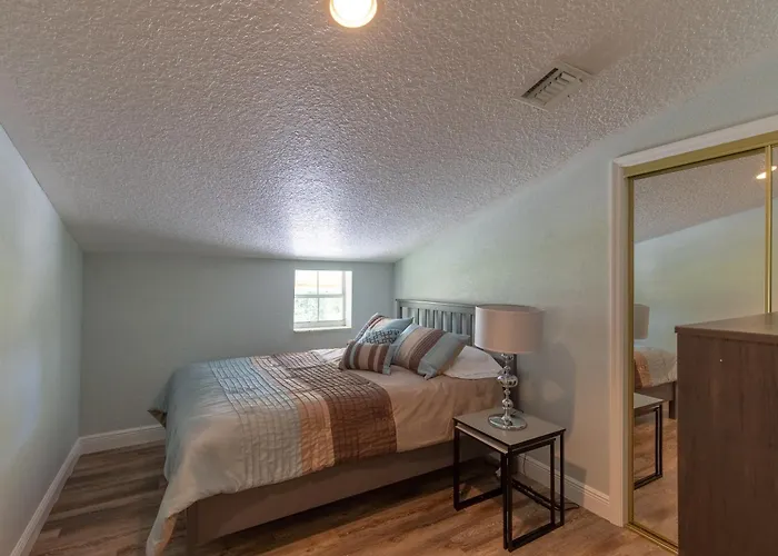 Lake Side Loft Appt