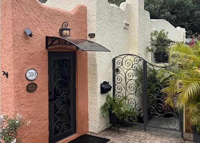Tropical Designer House In Heart Of Antique Row Wpb