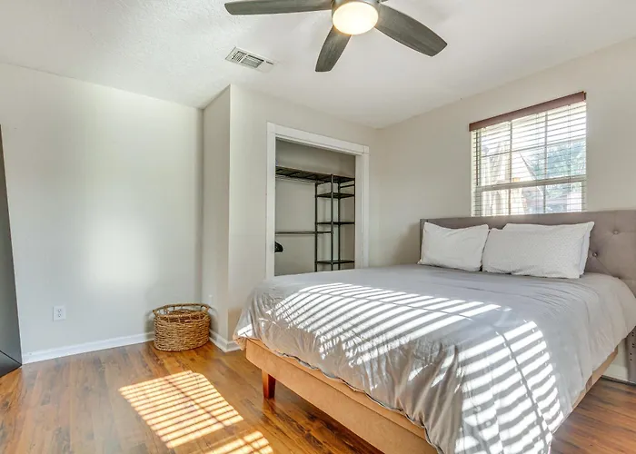 Pensacola Home In Historic East Hill Neighborhood