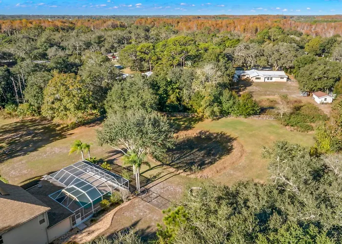Lakeview Retreat: Perfect For Events Or Just Relax