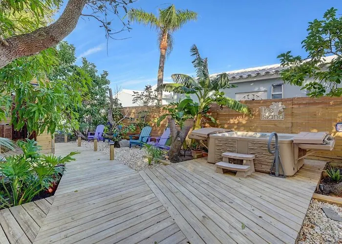 Enchanting 2Br 1Ba Casita 2 Blocks To Beach