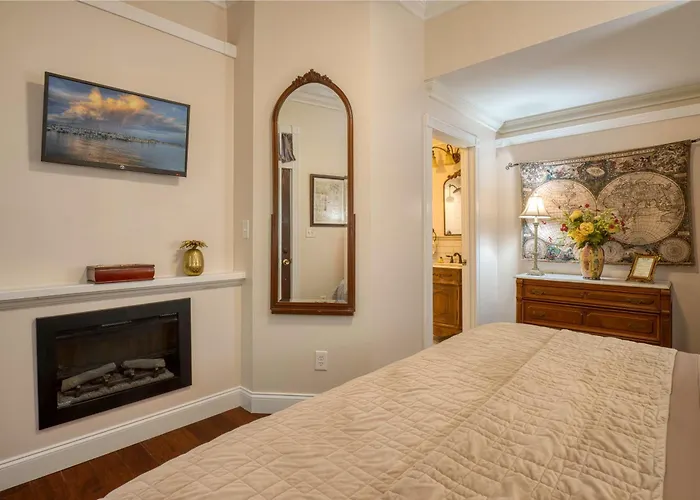 Victorian House Bed And Breakfast