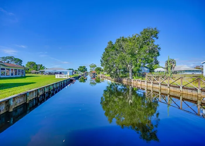 Sebring Serenity: Waterfront Retreat W/ Boat Dock!