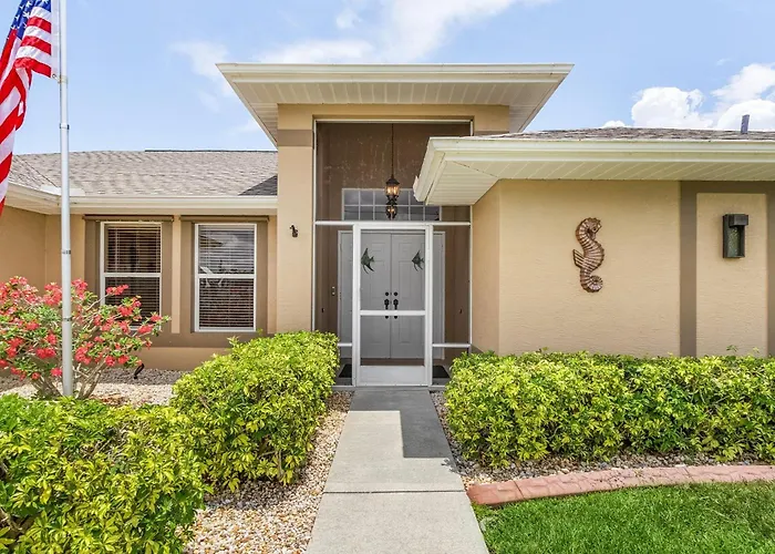 Bikes, Kayaks, Poker, Shuffleboard, Gulf Access, Heated Pool - Comfort On The H2O - Roelens