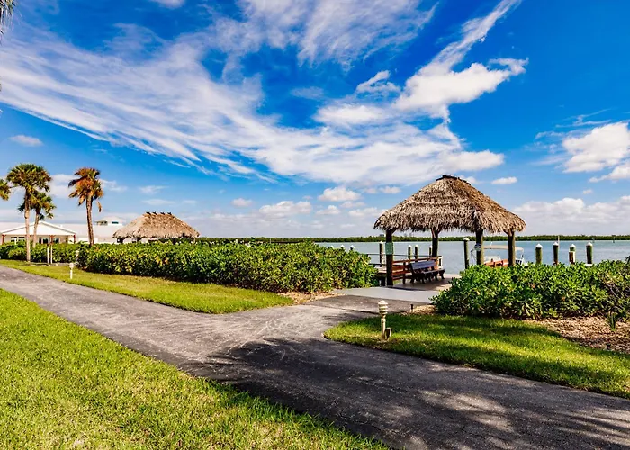 Lovely Marco Island Condo W/ Private Bay View