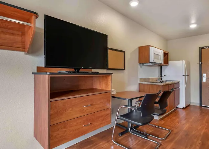 Extended Stay America Select Suites - Lake Worth