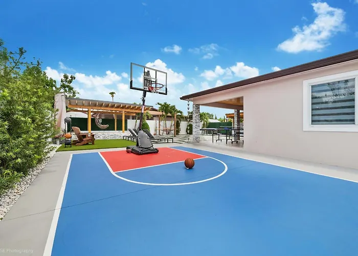 Peaceful Rental Retreat In Miami Jacuzzi, Bbq L25
