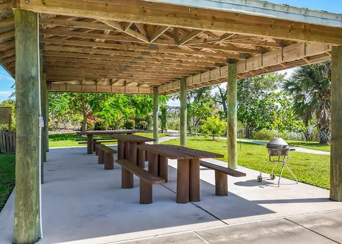 Everglades Breath 3Bed 2 Bath Villa