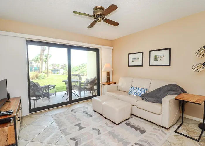 Ocean Village Club D16
