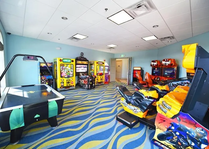 Luxury Home Inside Champions Gate - No Extra Fees