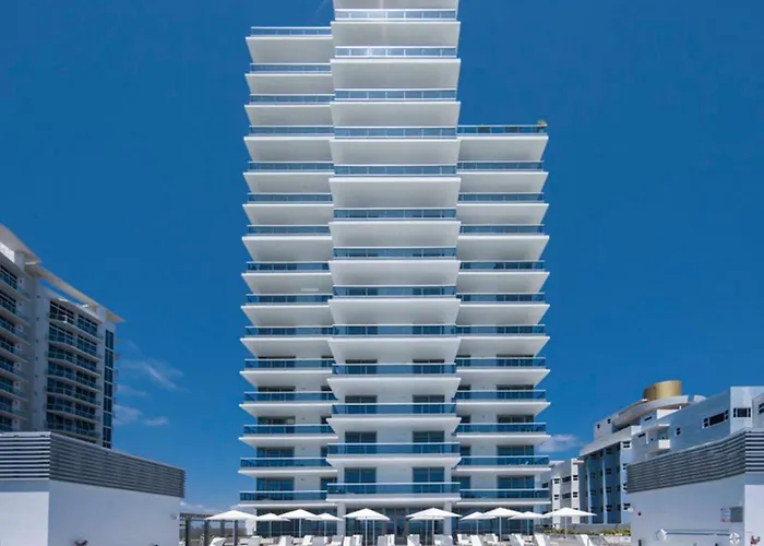 Monte Carlo Miami Beach