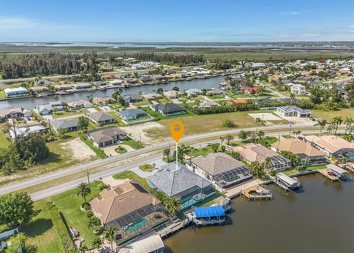 Gulf Access & Big Water View!, Heated Saltwater Pool And Spa - Villa Manatees Crossing - Roelens