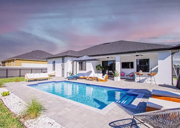 Casa Capri - Heated Pool