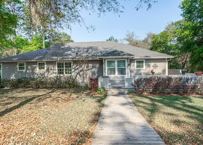 Hawthorne Vacation Rental W/ Access To Cue Lake