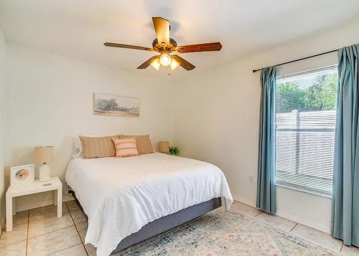 Relax Poolside: Spring Hill Family Home W/ Yard!