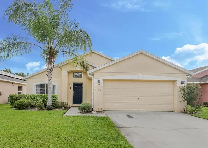 Stunning Newly Renovated Pool Home Close To Disney