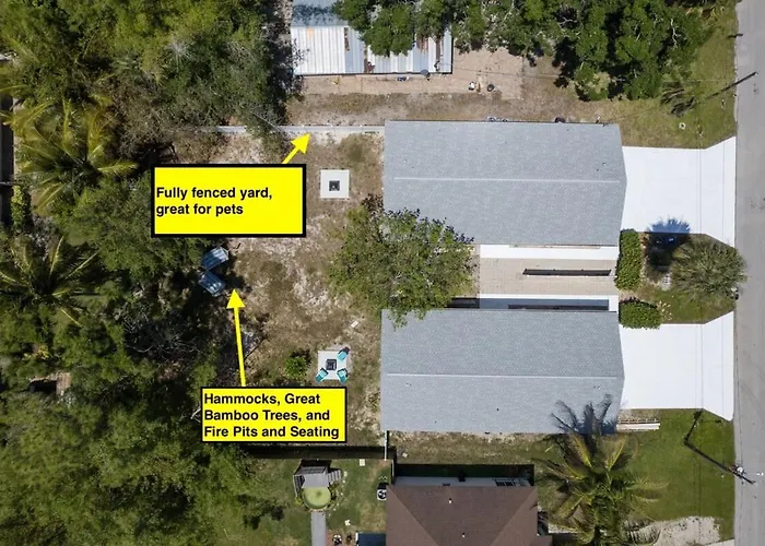 Superb Bonita Springs Residence Near Downtown