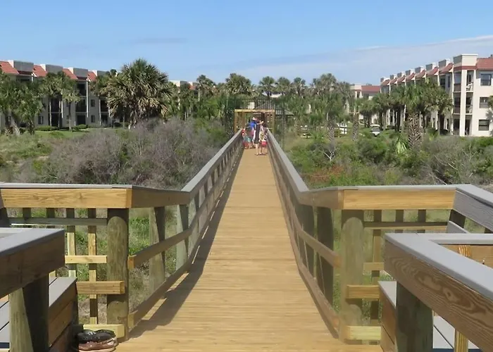 Beach Side Complex B23 1 Bed 1 Bath W/Heated Pool