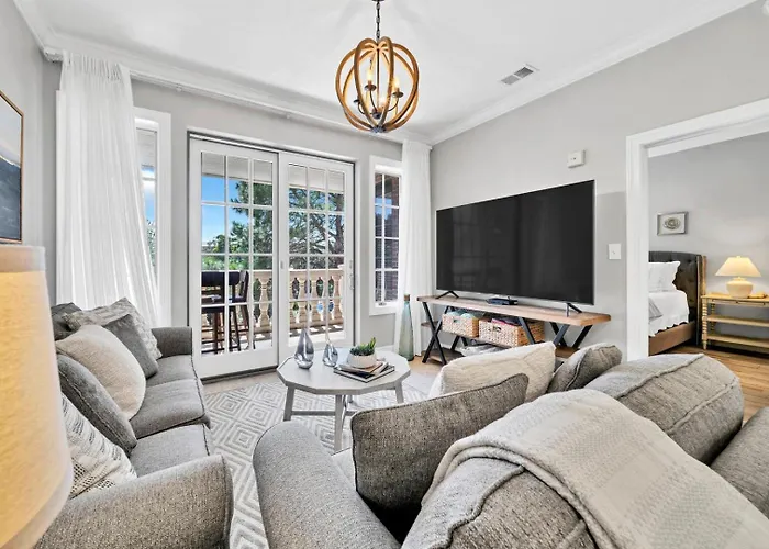 Overlooking 30A! Great Location! Easy Beach & Pool Access!