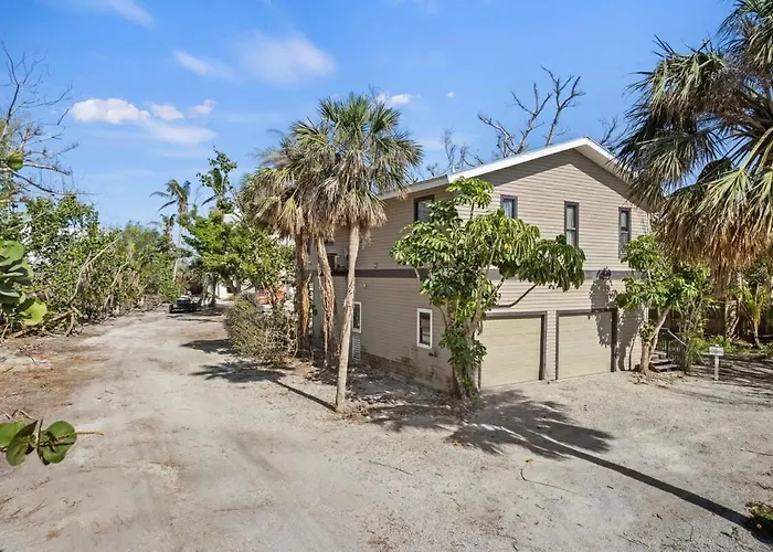 Captiva Beach Bungalow On Turner Beach