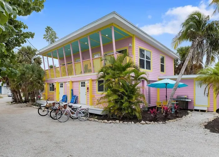The Ibis Residence At Sandpiper Inn Bikes Beachgear