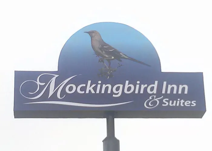 Mockingbird Inn & Suites