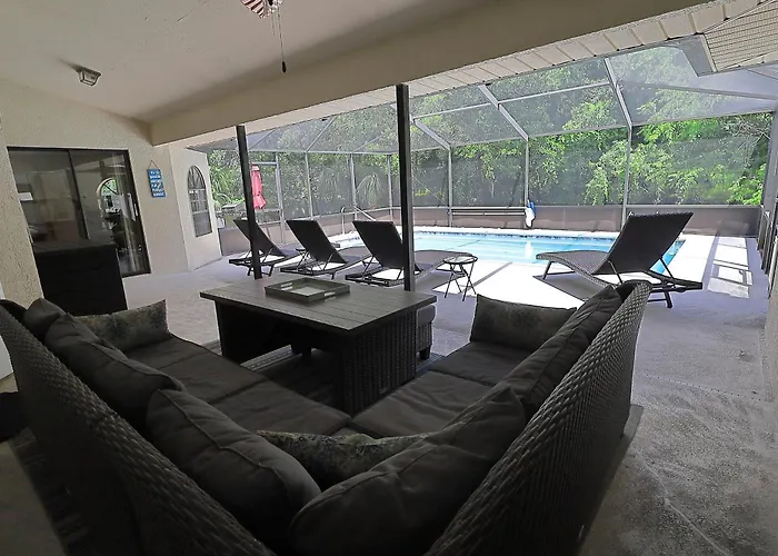 Your Manatee And Scalloping Adventure Retreat In Crystal River