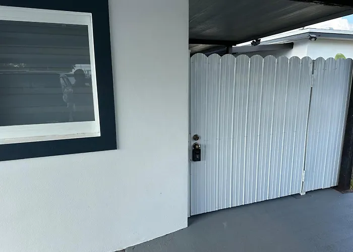 Adrien Guest Studio
