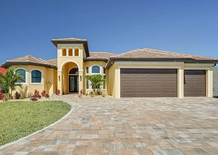 Lakefront Home W/ Private Dock In Cape Coral!