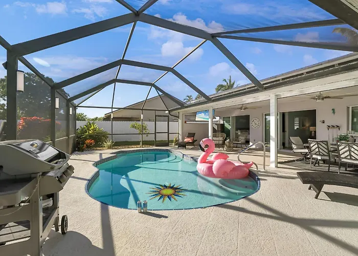 Entertainers Paradise With Htd Pool & Putting Green