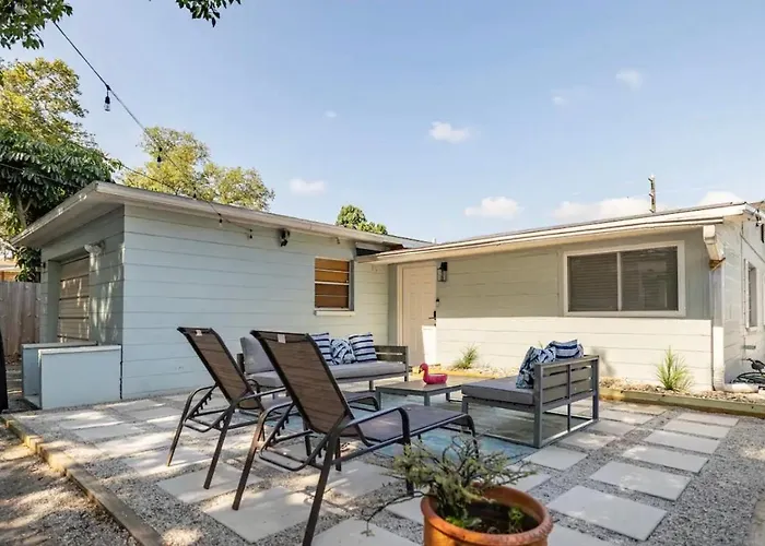 St. Pete'S Hideaway Oasis