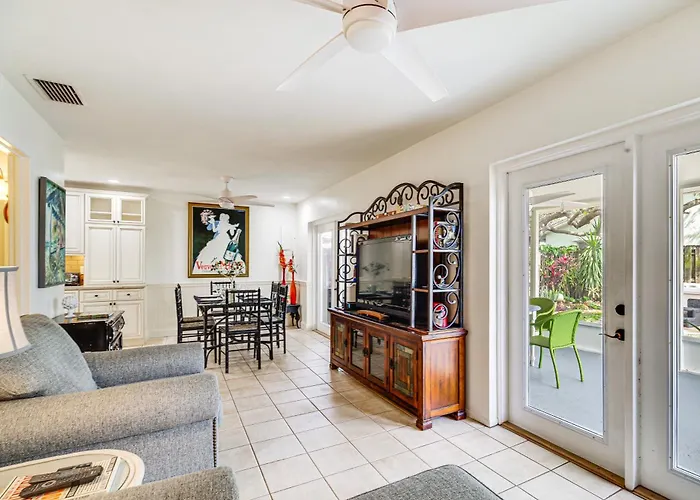Hobe Sound Villa W/ Screened Porch: 4 Mi To Beach