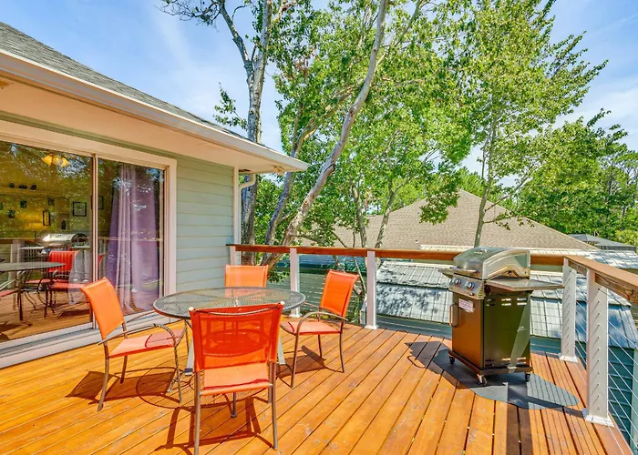 Waterfront Florida Vacation Rental W/ Boat Dock