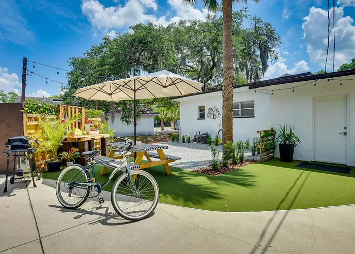 Walk To Historic Dtwn: Sanford Home W/ Gas Grill!