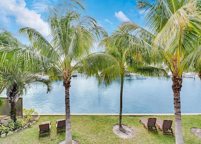Sailfish Suites - 12 - Waterfront Lodging