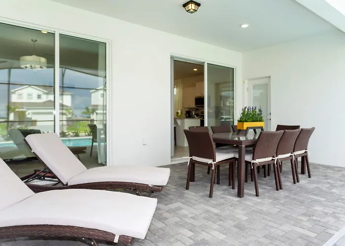 1807 Amazing Brand New House