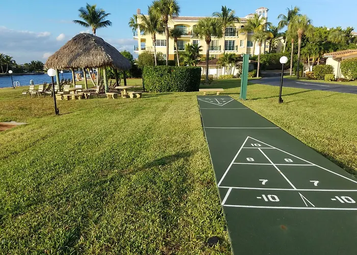 Ocean Side Resort - Updated Villa
