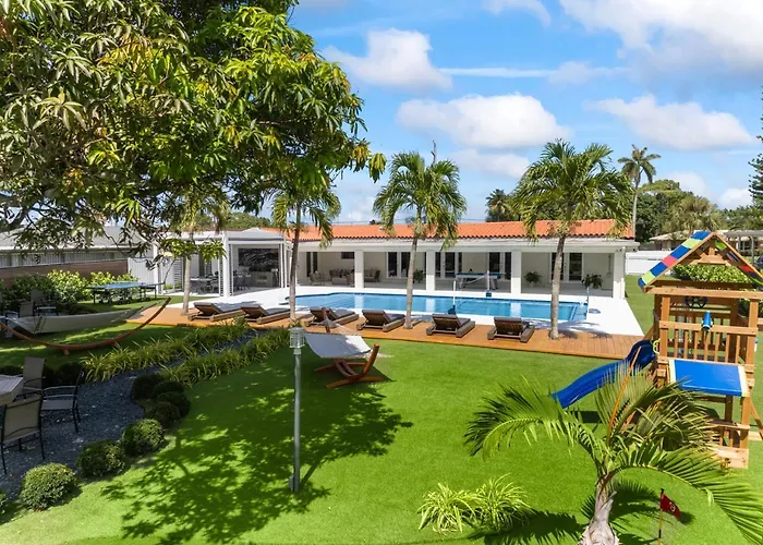 Exclusive Retreat Poolside Oasis And Entertainment L49