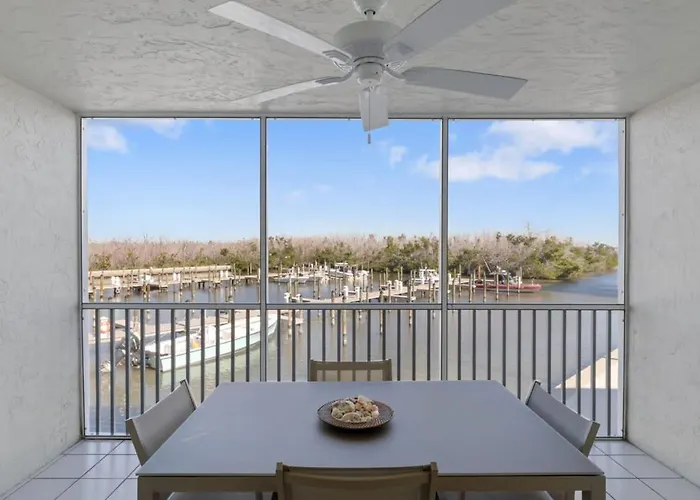 Bayside Villa 4116
