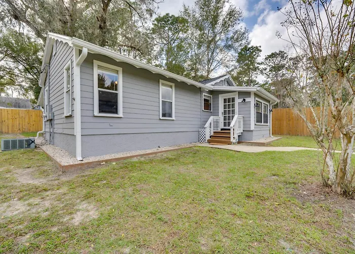 Apopka Home W/ Yard & Grill Near Wekiwa Springs!
