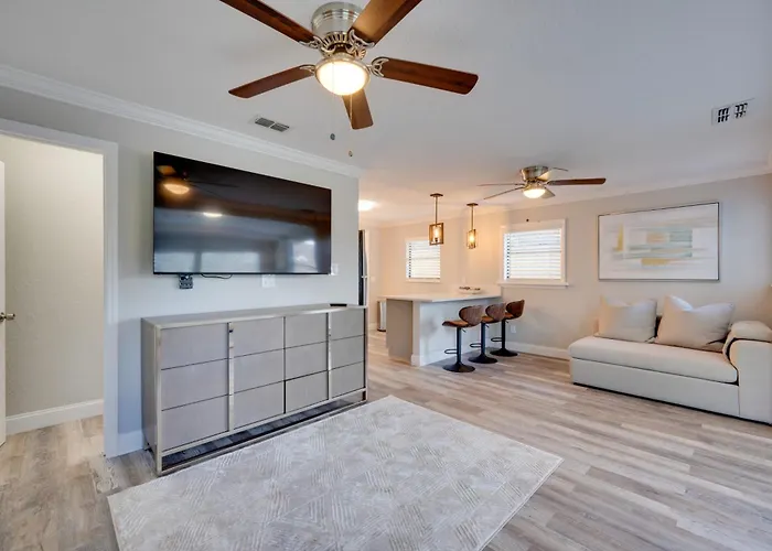 Apopka Home W/ Yard & Grill Near Wekiwa Springs!