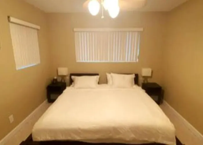 Deerfield Beach Heated Pool House